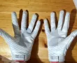 Дамски ръкавици Under Armour white gloves swarm, снимка 3