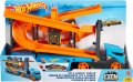 Hot Wheels Камион Автовоз Писта 1 Колa Повдигащ Изстрелващ Механизъм, снимка 4