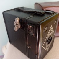 Фотоапарат Bilora Box

. 1946г., снимка 3 - Антикварни и старинни предмети - 42481816