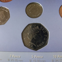 Комплектен сет - Великобритания 2008 , 6 монети , снимка 3 - Нумизматика и бонистика - 44536194