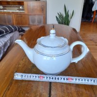 Стар порцеланов чайник #3, снимка 4 - Антикварни и старинни предмети - 40876252
