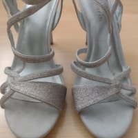 Дамски обувки Tamaris, н.41, снимка 1 - Дамски елегантни обувки - 40576265