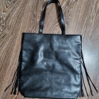 Черна чанта с ресни Victoria's secret-95лв.НОВА, снимка 6 - Чанти - 41777173