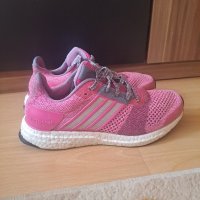 Оригинални Дамски маратонки adidas ultra boost номер 38, снимка 3 - Маратонки - 44238602