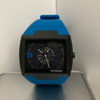 Спортен часовник Detomaso модел Sandro, със синя силиконова каишка, снимка 2 - Дамски - 38645937