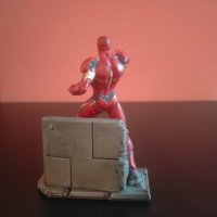 Колекционерска фигурка Schleich Marvel Iron Man Железният човек 21501 2016г , снимка 6 - Колекции - 41982598