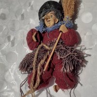 Баба Яга стара кукла, жена  с  метла, снимка 3 - Декорация за дома - 40932534
