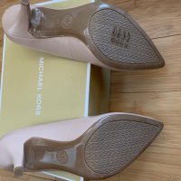 Обувки нови с кутия, снимка 4 - Дамски елегантни обувки - 44417199