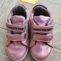 Обувки маратонки за момиче 26 номер , снимка 2 - Детски маратонки - 42407919