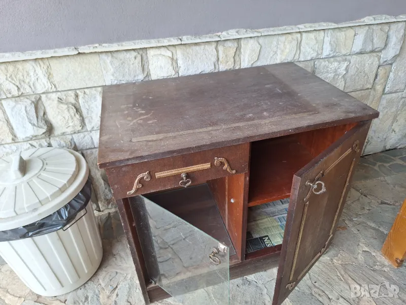 Шкаф за телевизор, снимка 1