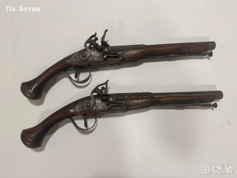 Чифт кремъчни пищови, снимка 1