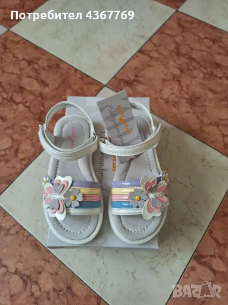 Детски сандали , снимка 1