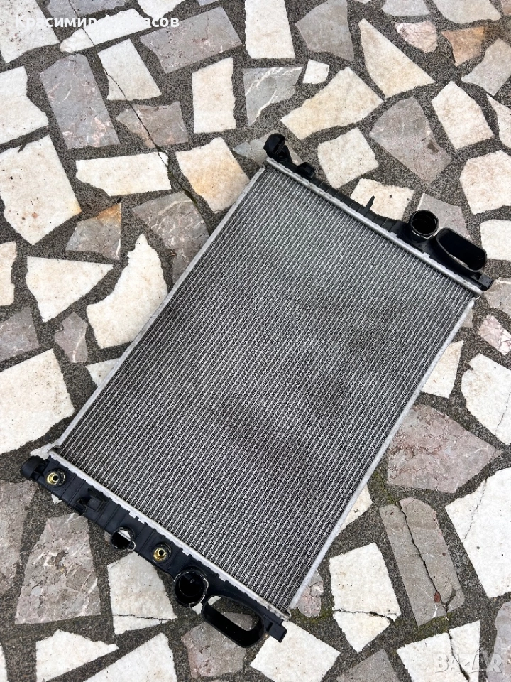 Воден радиатор за Мерцедес Е-класа W211. Автомат 3.5 бензин 272кс. 2007г, снимка 1