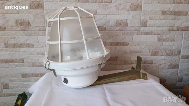 Комплект стари индустриални лампи - IP54 - Made in Czechoslovakia, снимка 1