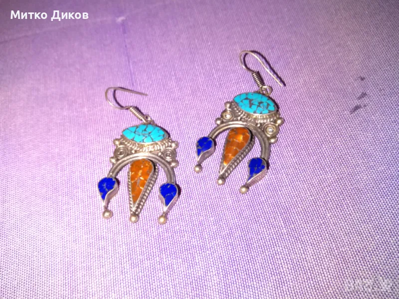 Обеци с непалски тибетски тюркоаз и коралови камъни Ръката на Фатима емайл нови, снимка 1