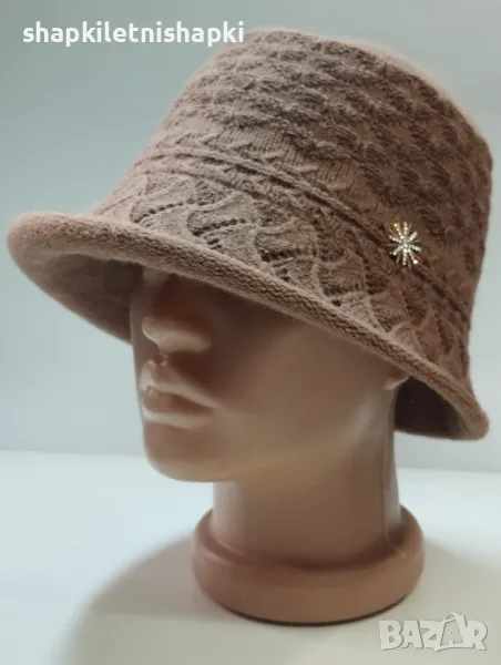 Дамска вълнена шапка с периферия 140, снимка 1