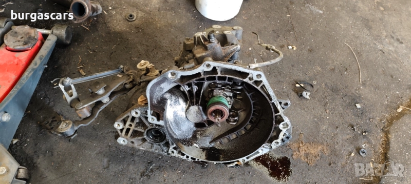 Ръчна скоростна кутия Opel Astra 1.7-75к.с.Y17DT - 250лв, снимка 1