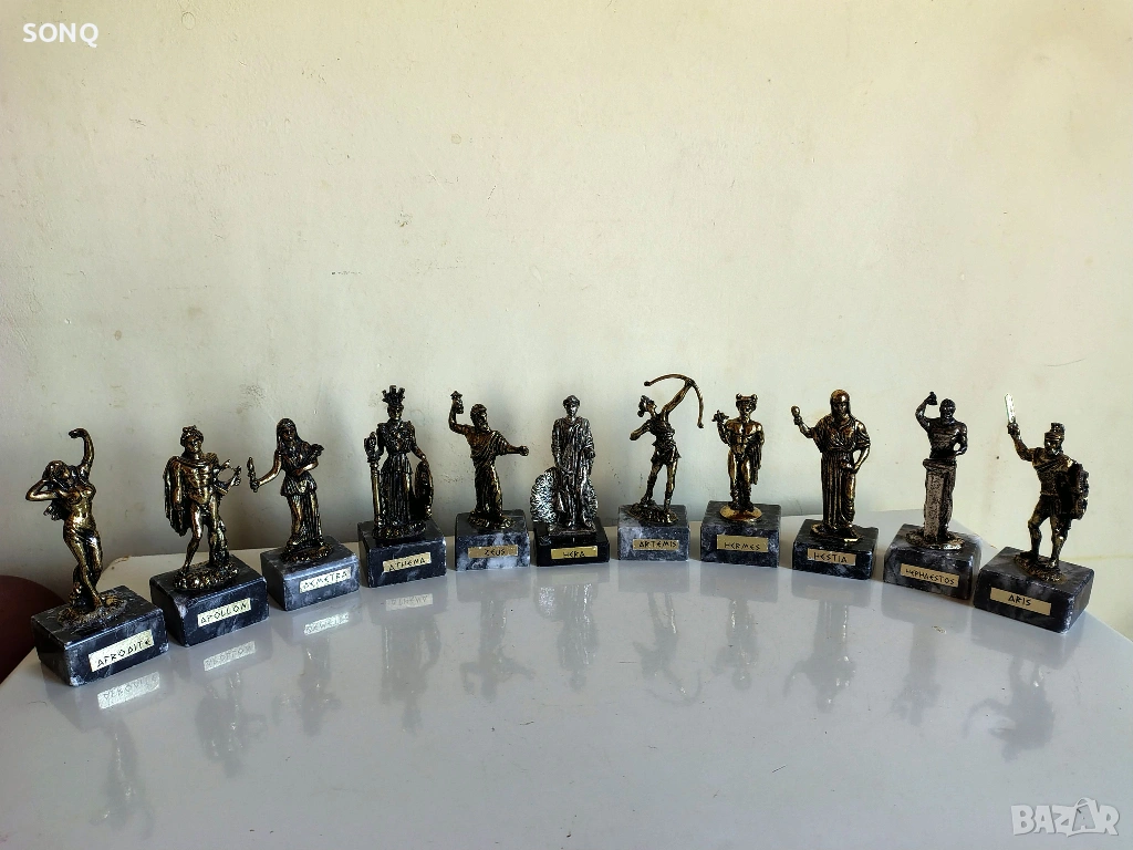 Колекционерски Бронзови Фигурки-Боговете На Олимп, снимка 1