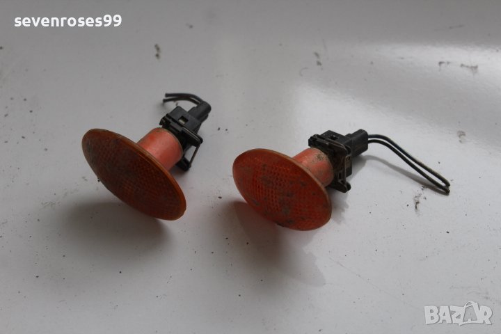 Мигачи калник ляв десен Форд КА 1 Ford KA 1 комплект, снимка 1