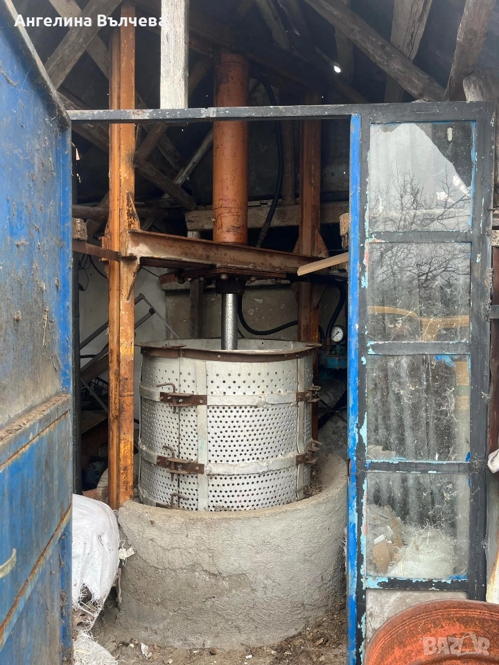 Хидравлична преса двойно действаща с МАСЛЕНА СТАНЦИЯ , снимка 1