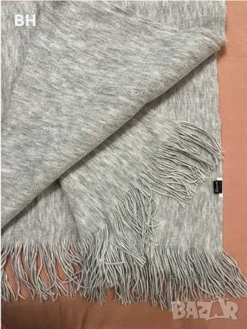 Марков шал сив, снимка 1