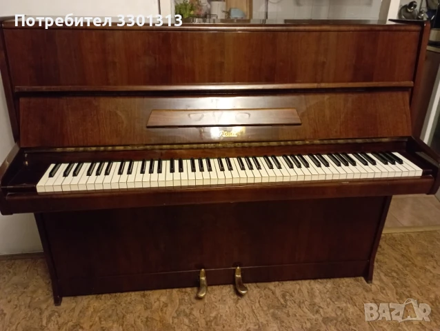 Акустично пиано R''osler,в добро състояние,всички клавиши работят.