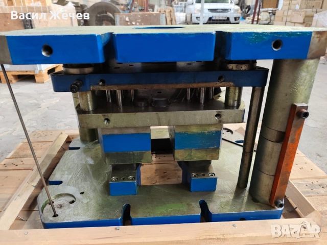 Инструментална екипировка за производство на детайли, снимка 11 - Други машини и части - 53397296