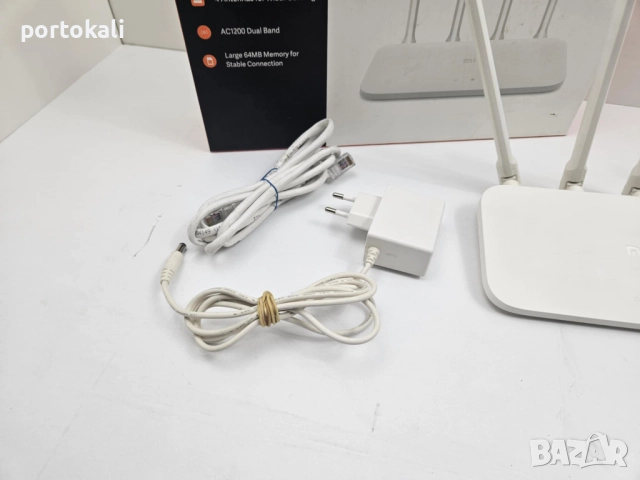 Рутер Huawei Mi Router 4A AC 1200 Dual Band 4 антени, 1500 Mbps, снимка 2 - Рутери - 52496884