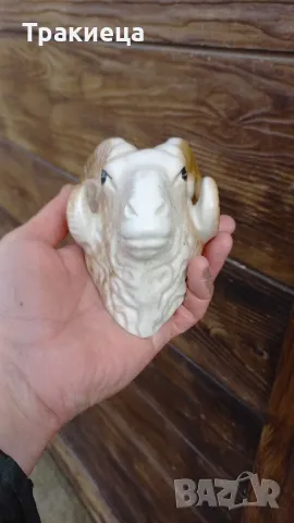 ПОРЦЕЛАНОВ ОВЕН ТРОФЕЙ РОГА, снимка 2 - Антикварни и старинни предмети - 49039663