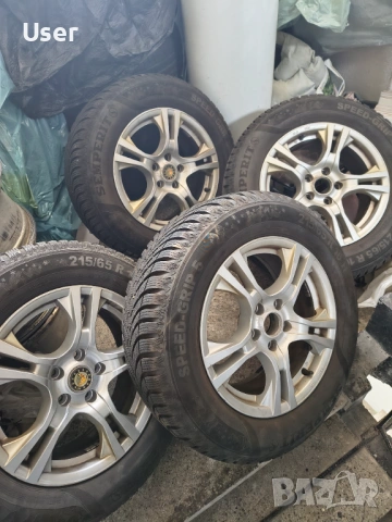Гуми Semperit 215 65 16 джип лека кола зимни гуми като нови Намаление semperit speed grip 5, снимка 3 - Гуми и джанти - 53138193