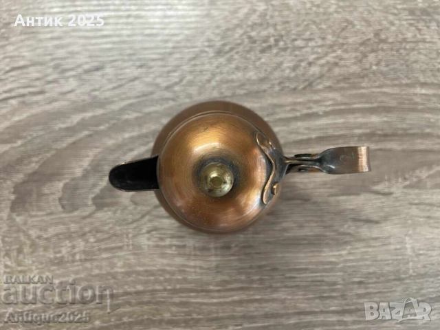 Старинна миниатюрна медна кафеварка, снимка 3 - Антикварни и старинни предмети - 51455545