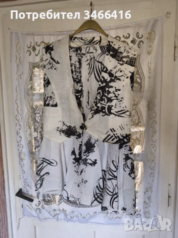 Продавам летен дамски костюм