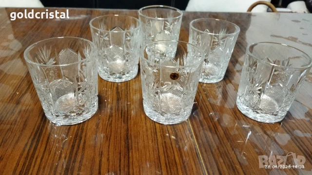 кристални чаши , снимка 2 - Антикварни и старинни предмети - 25922295