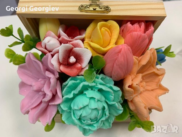 Подаръци от ароматен глицеринов сапун , снимка 13 - Изкуствени цветя - 39857408