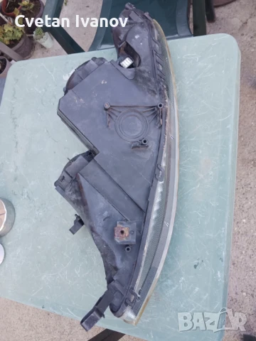 Десен фар Хонда Сивик, снимка 4 - Части - 51220489