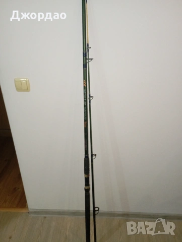 Мощна въдица за риболов на дъно