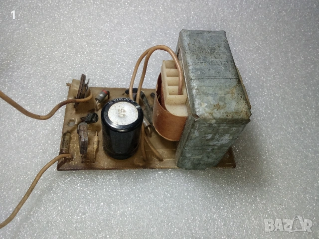 Захранващ токоизправител за ВЕФ