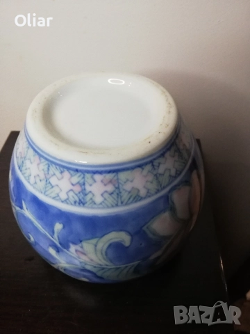 Изящен и много красив съд с капаче. Ръчно рисуван. , снимка 6 - Декорация за дома - 52486679