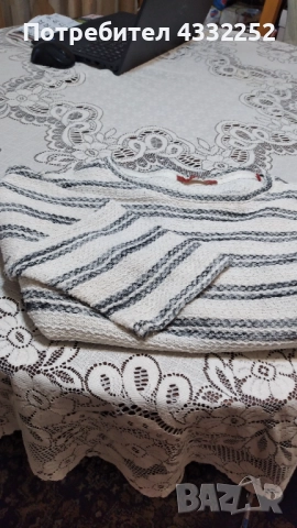 Дамска блуза на черни хоризонтални черти размер 54, снимка 2 - Блузи с дълъг ръкав и пуловери - 52316240