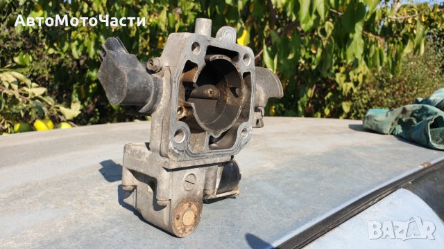 Продавам дроселова клапа за Мазда 323 - 1,5 бензин, снимка 3 - Части - 42549218