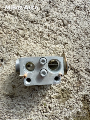 Разширителен клапан климатик БМВ Е90 91 BMW