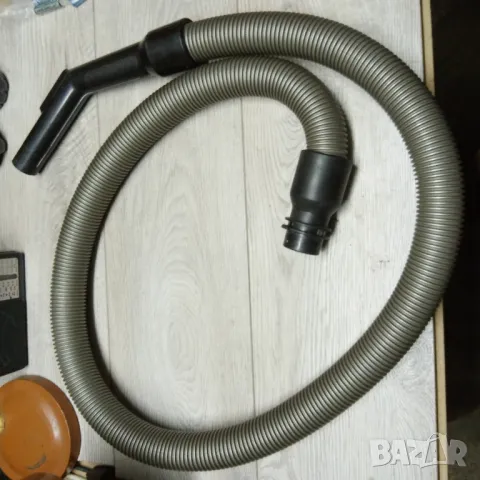 Прахосмукачка  Panasonic MC-E89S за части, снимка 3 - Прахосмукачки - 49101631