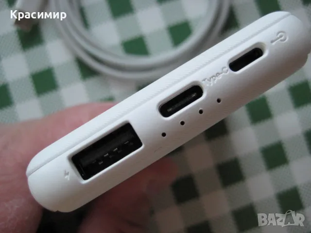 Външна батерия - 5000 милиампера с кабел, снимка 3 - Външни батерии - 56001928