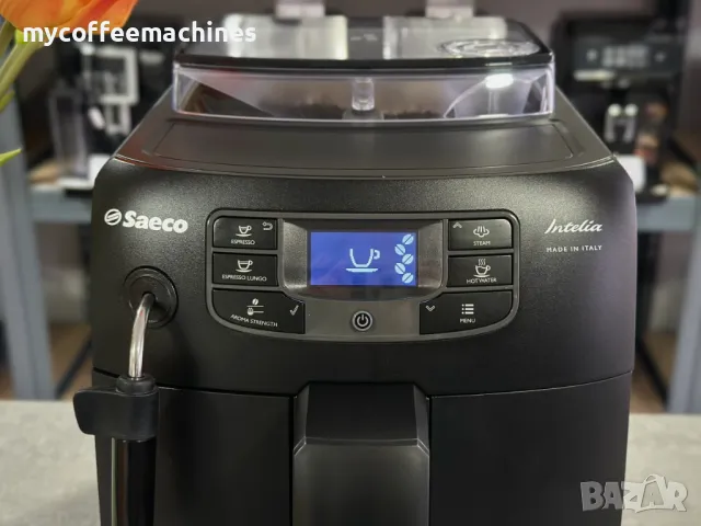 Кафемашина Saeco Intelia Deluxe Made In Italy, снимка 4 - Кафемашини - 49224345