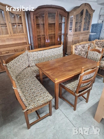 К-т Масивен Кухненски Ъгъл с Разтегателна Маса и 2бр.Стола-внос от Германия!