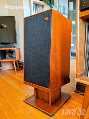 Стойки за тонколони