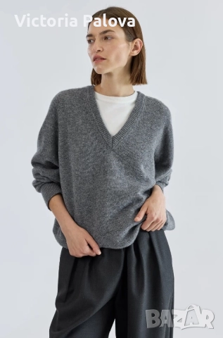 Топъл пуловер BENETTON 100% чиста virgin wool , снимка 16 - Блузи с дълъг ръкав и пуловери - 52477569