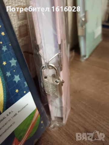 Детски тефтер с катинарче с ключета с 56 линирани листа., снимка 11 - Ученически пособия, канцеларски материали - 51885432