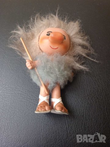 Пещерен човек / Неандерталец - стара кукла ГДР, снимка 5 - Колекции - 42618055
