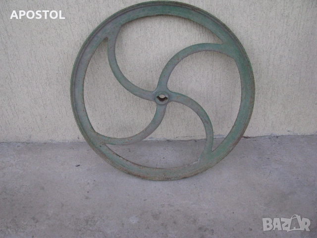 маховик шайба колело